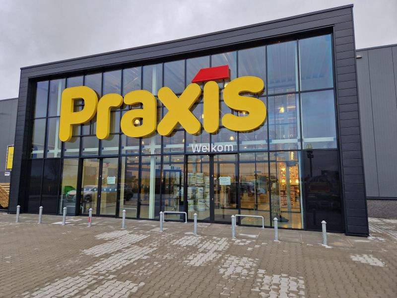 Praxis Kampen proudly opens as energy-neutral store